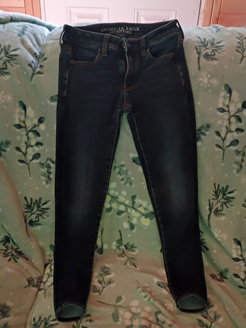 American Eagle Outfitters Women's Dark Indigo Skinny Jeans